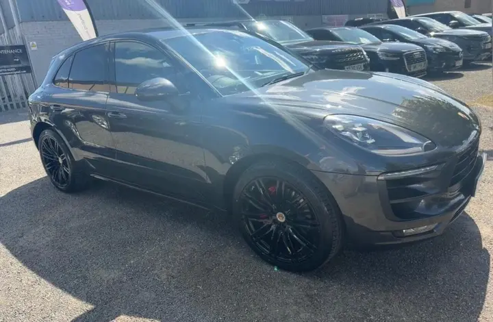 Porsche Macan