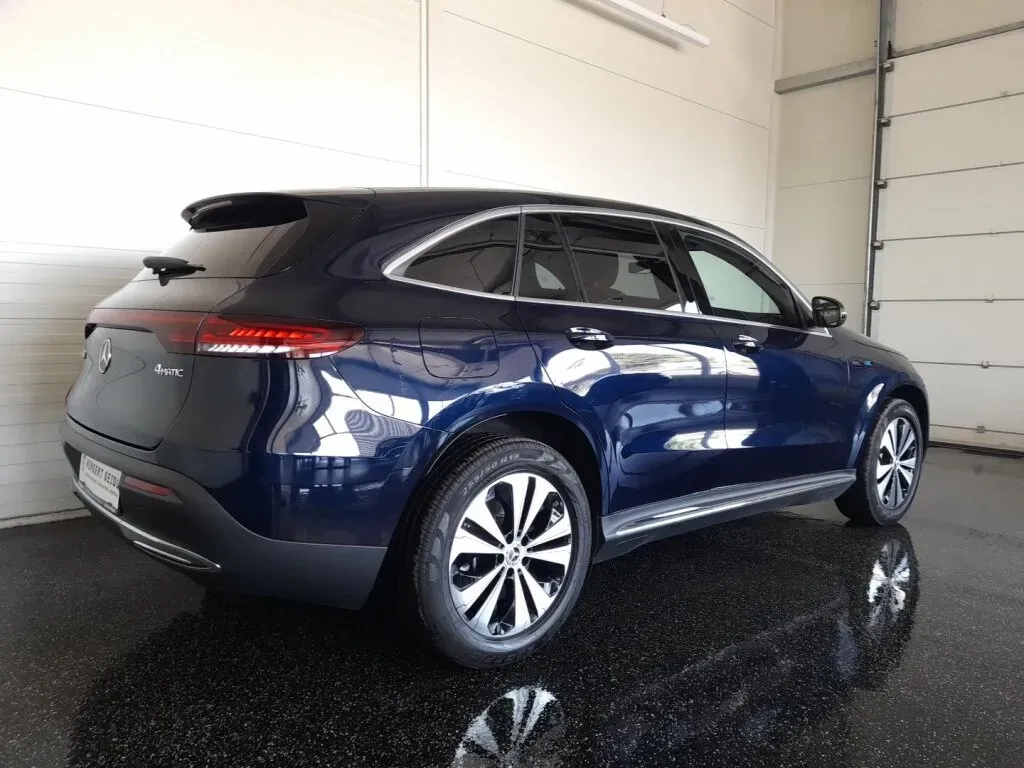 Mercedes-Benz Eqc 2023 photo 2