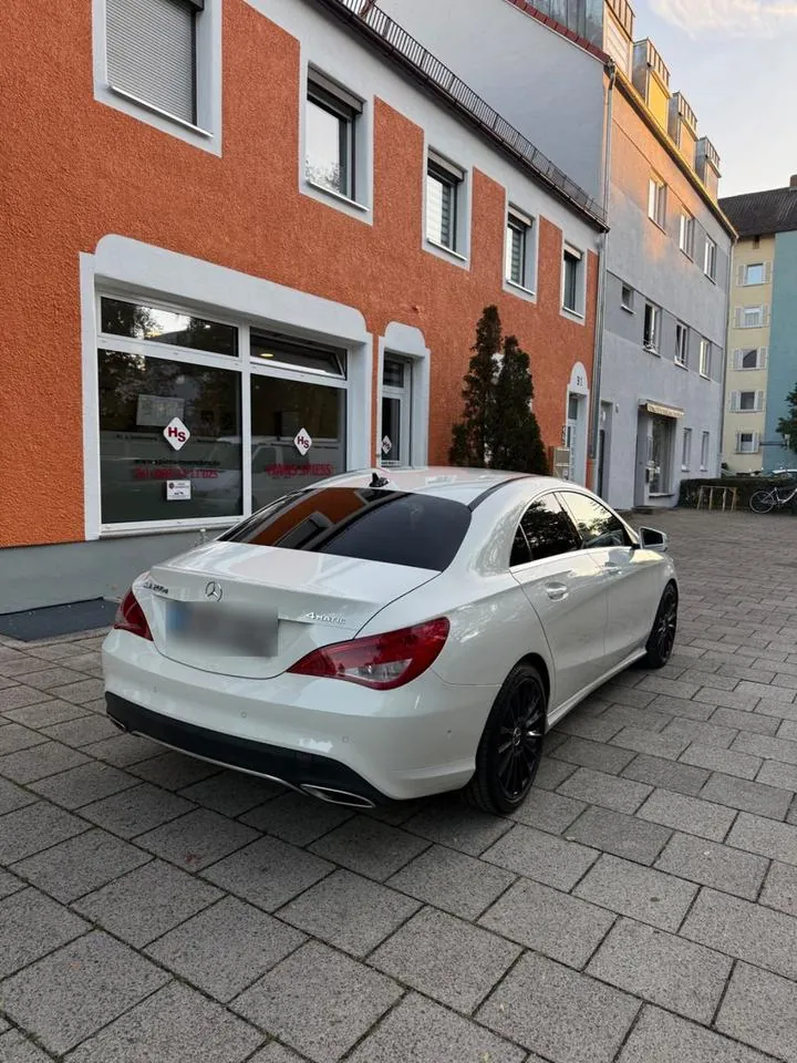 Mercedes-Benz Cla 200