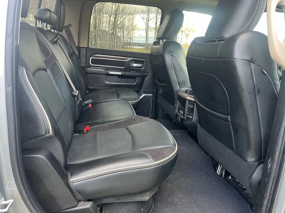 Ram 3500 Laramie 2019 photo 4
