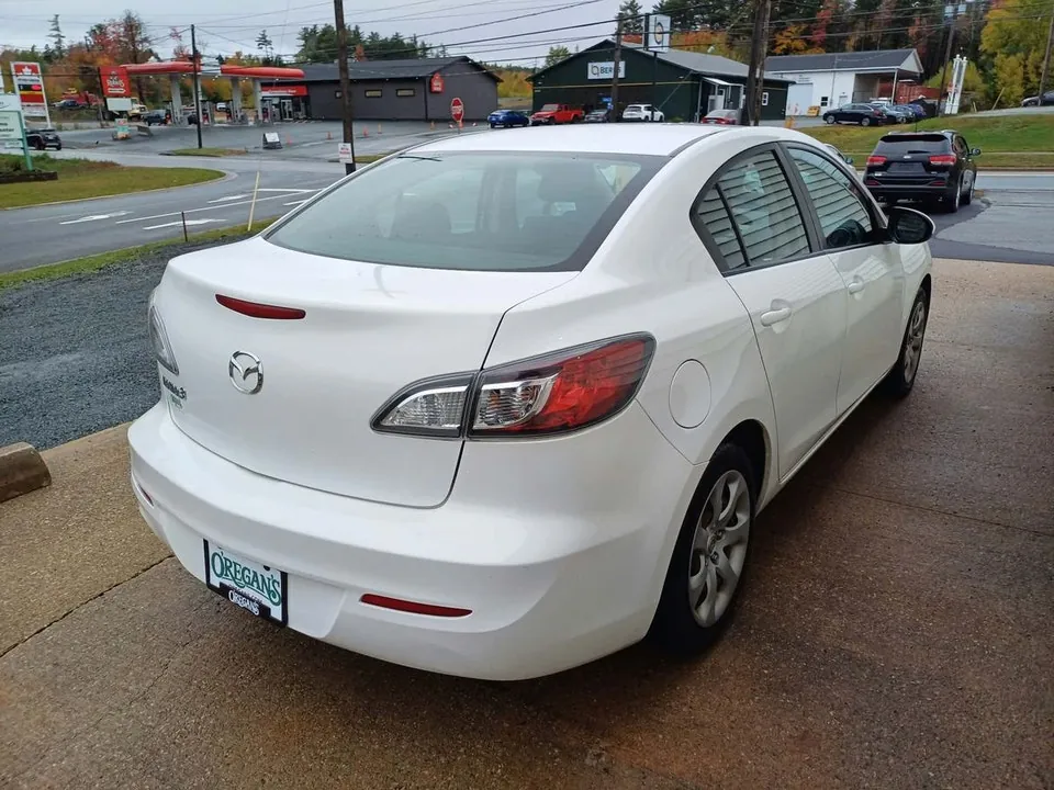 Mazda 3 2012 photo 5