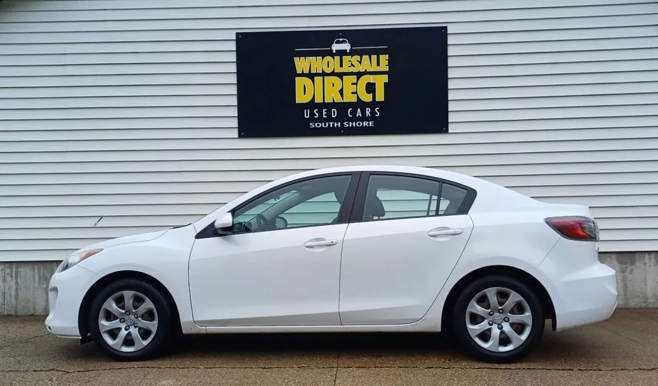 Mazda 3 2012 photo 3