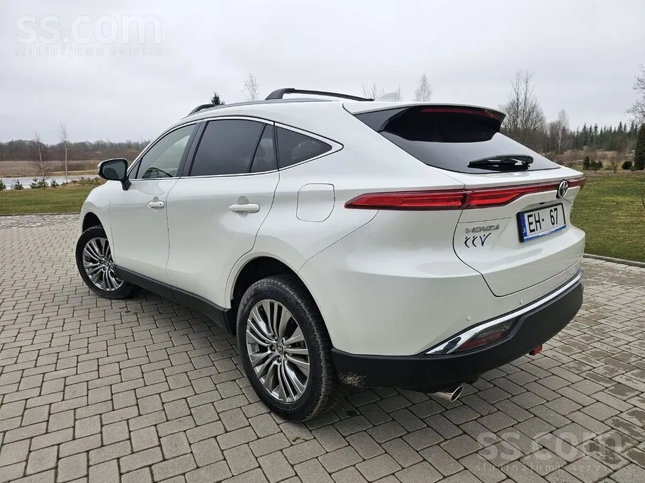 Toyota Venza 2022 photo 5