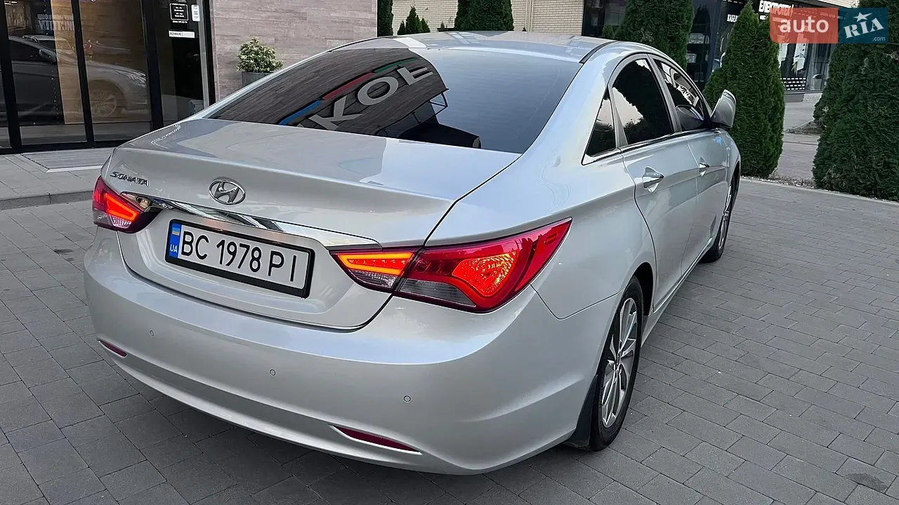 Hyundai Sonata