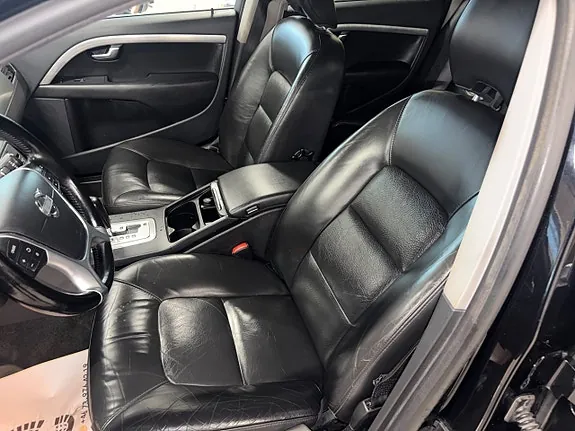 Volvo V70 2010 photo 3