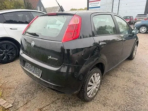 Fiat Punto 2006 photo 2
