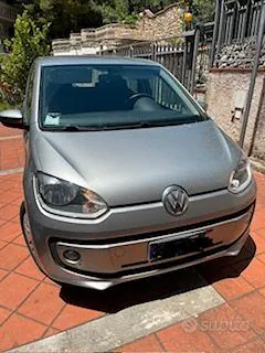 Volkswagen Up 2013 photo 2