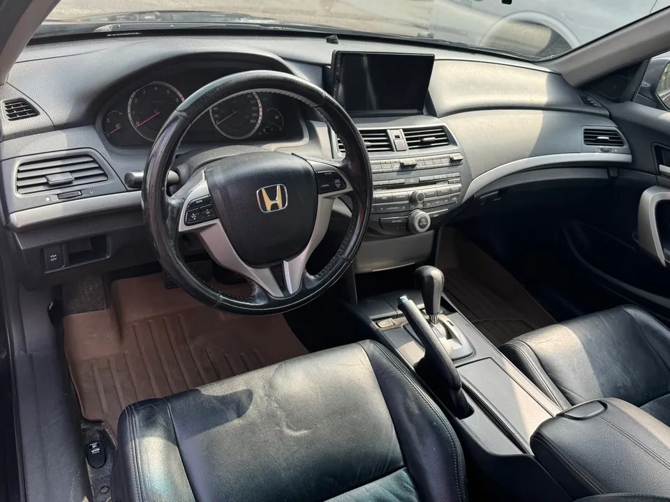 Honda Accord 2008 photo 2
