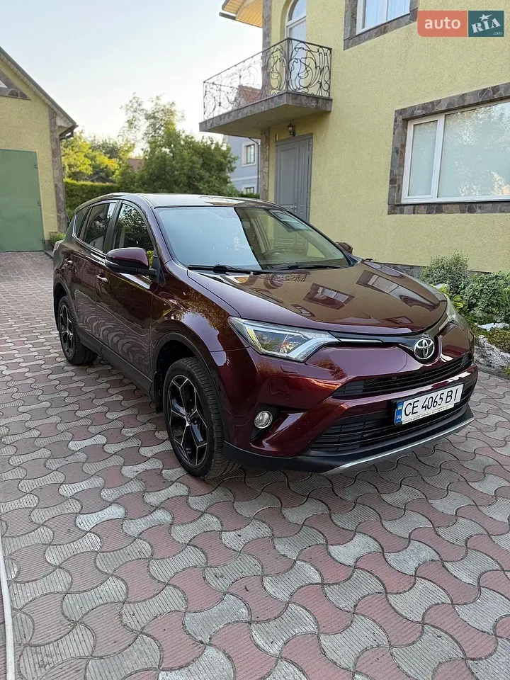 Toyota Rav4 2017 photo 2