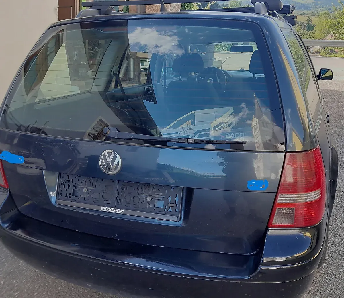 Volkswagen Golf Variant 2004 photo 2