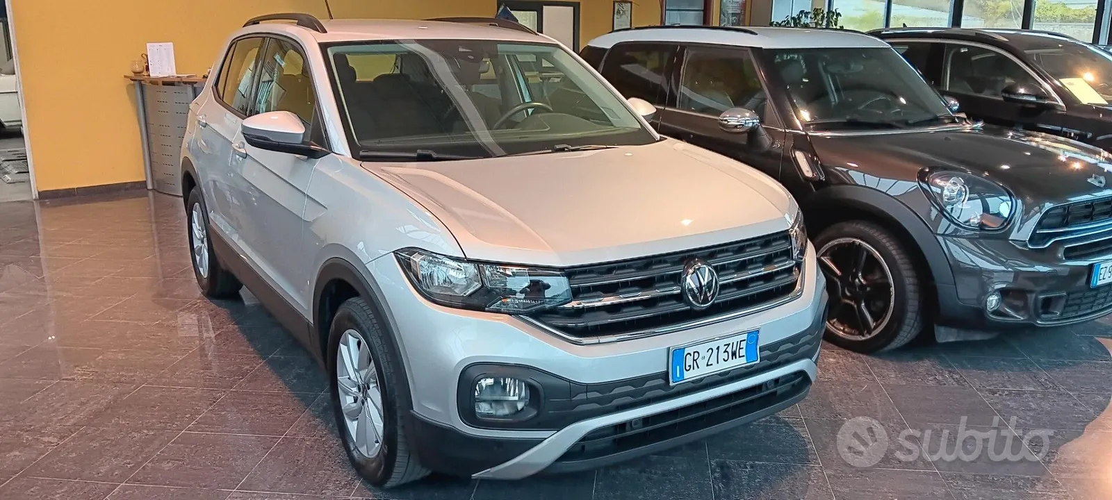 Volkswagen T-Cross 2023 photo 2