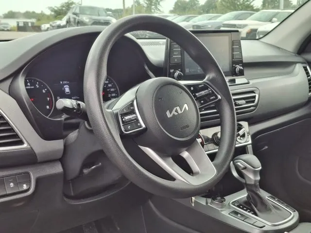 Kia Seltos 2022 photo 2
