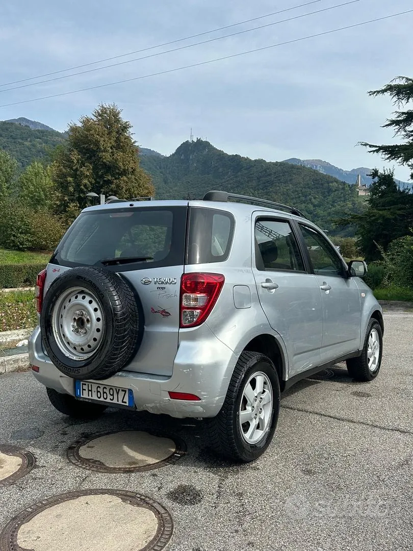 Daihatsu Terios 2008 photo 4