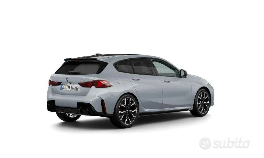 BMW 1 Series 2024 photo 2