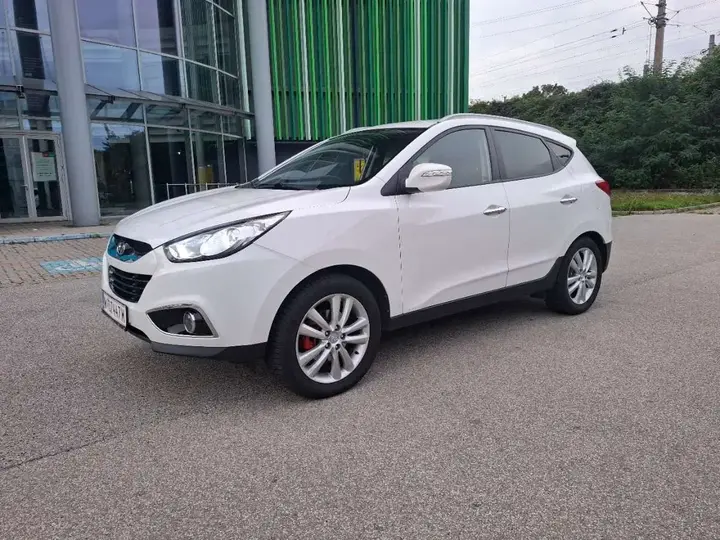 Hyundai Ix35 2012 photo 2