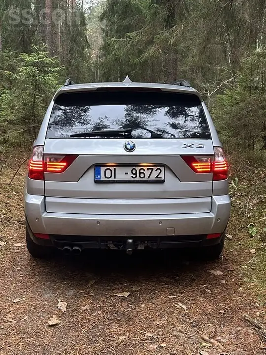 BMW X3 2009 photo 2
