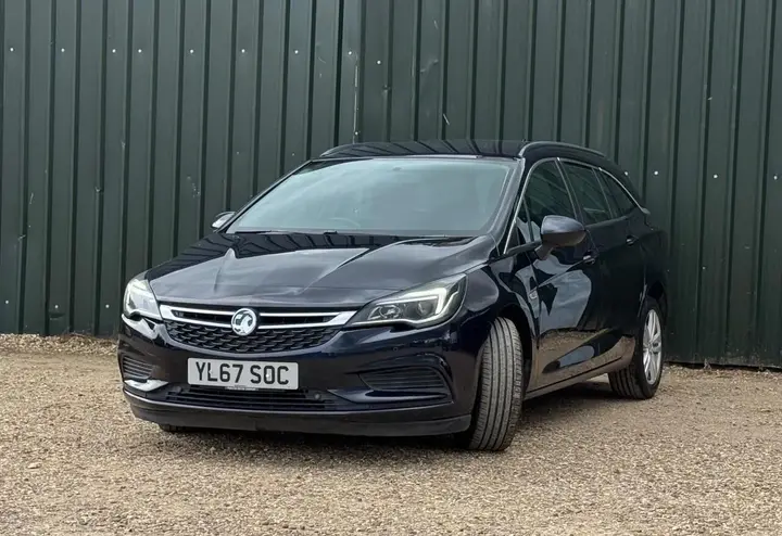 Vauxhall Astra 2018 photo 5