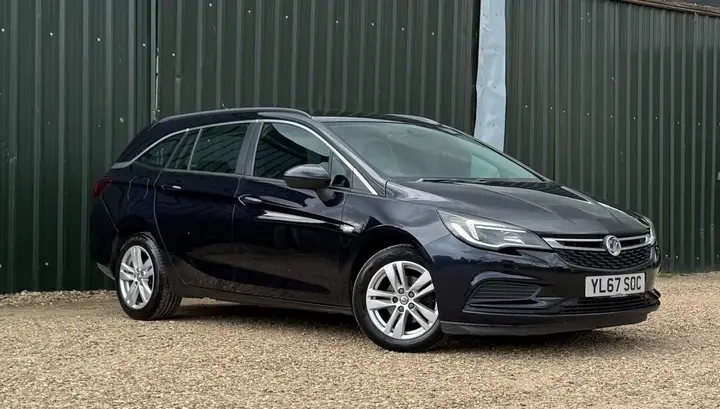 Vauxhall Astra 2018 photo 4