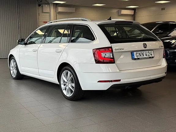 Skoda Octavia 2019 photo 5