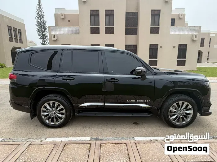 Toyota Land Cruiser Gxr 2024 photo 3