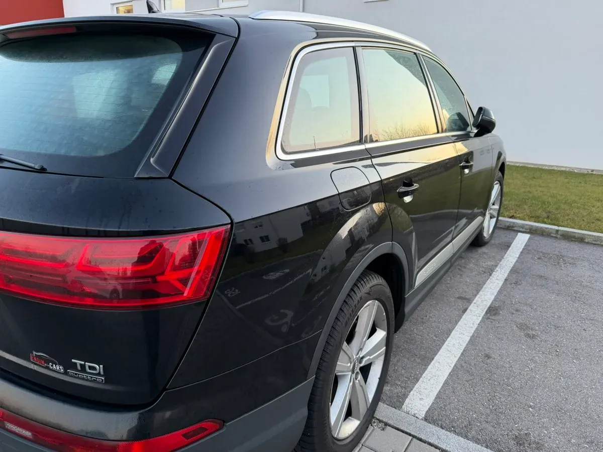 Audi Q7 2016 photo 3