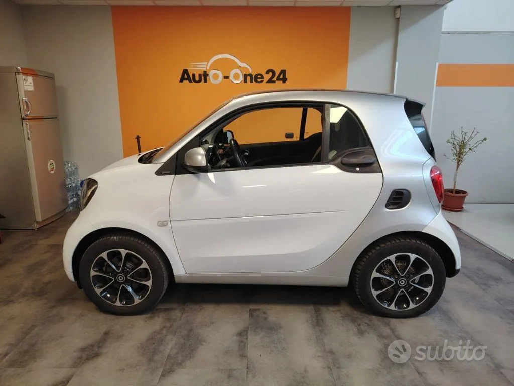 Smart Fortwo 2015 photo 2
