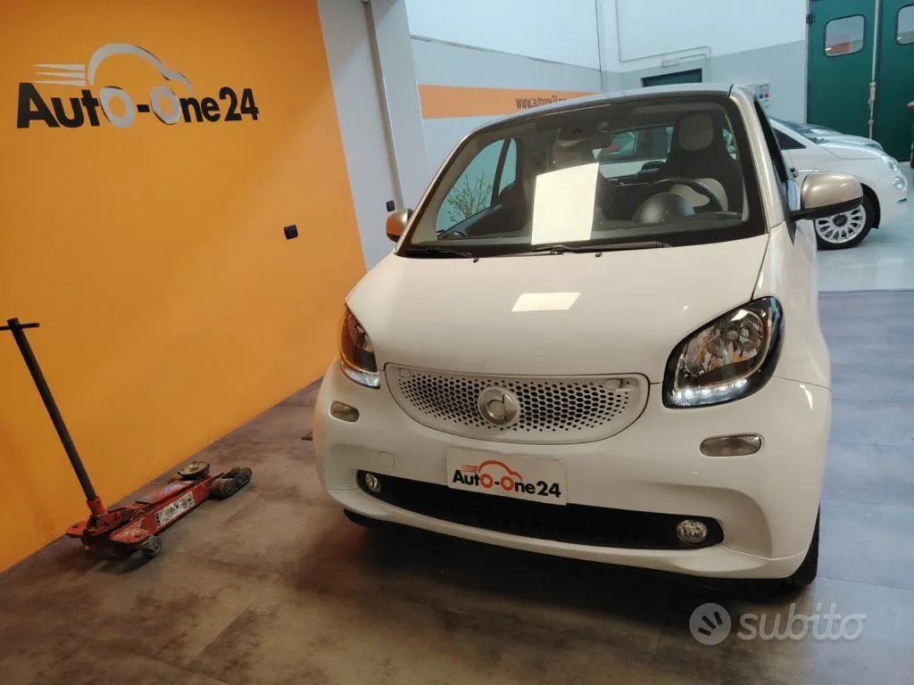 Smart Fortwo 2015 photo 4