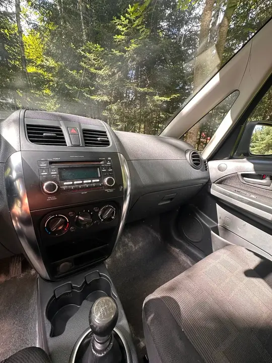 Suzuki Sx4 2011 photo 5