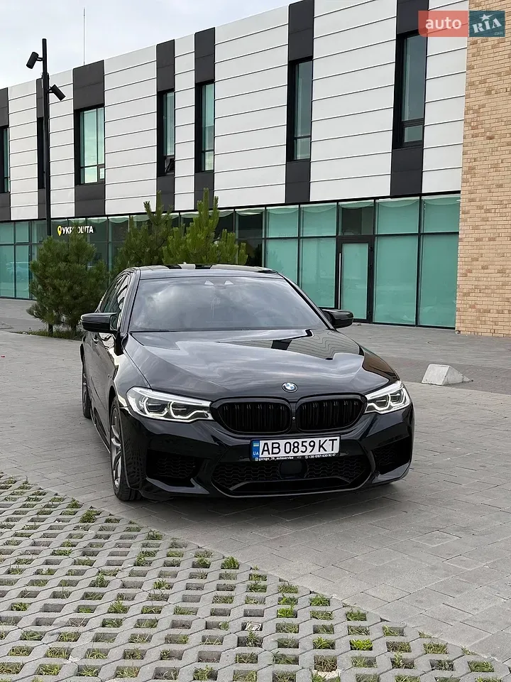BMW 5 Series 2018 photo 3