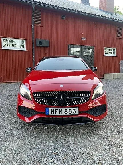 Mercedes-Benz A 180 2016 photo 4