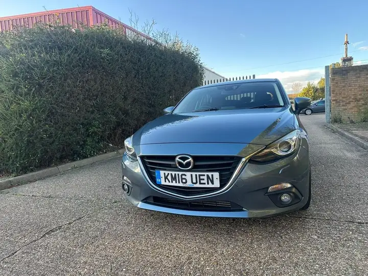 Mazda Mazda3 2016 photo 3