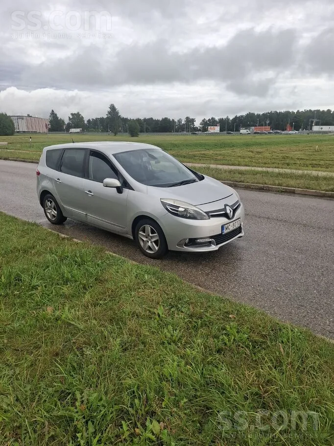 Renault Grand Scenic 2016 photo 5