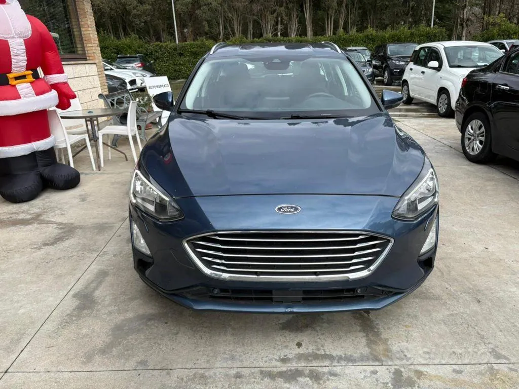 Ford Focus 2019 photo 2