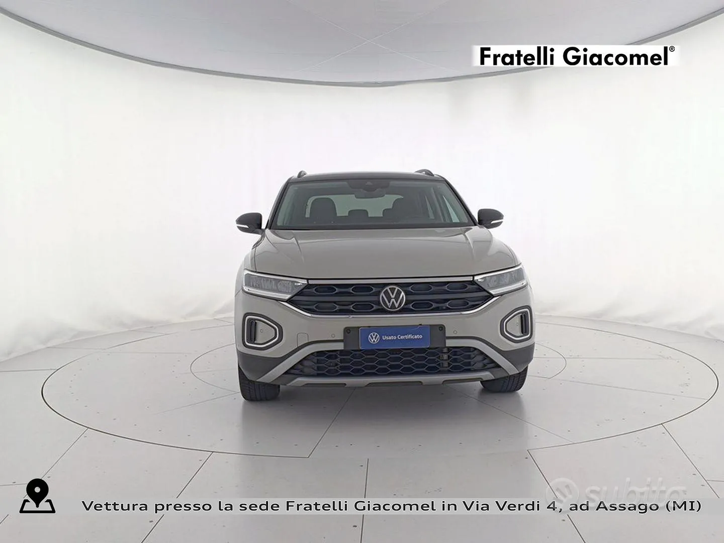 Volkswagen T-Roc 2023 photo 2