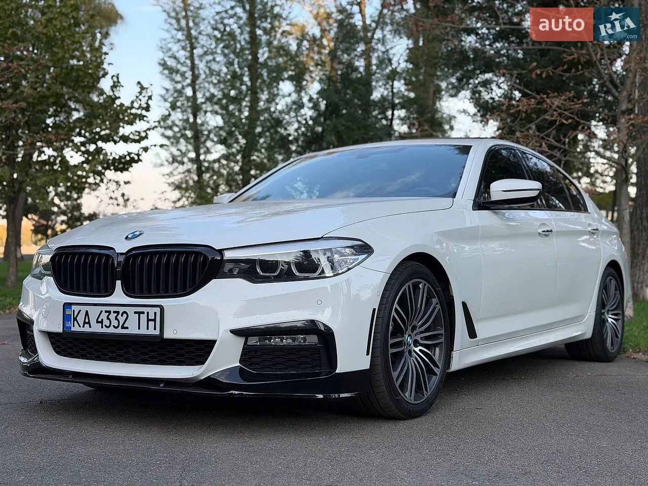BMW 5 Series 2017 photo 4