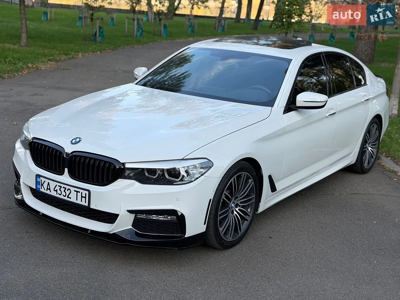 BMW 5 Series 2017 photo 5