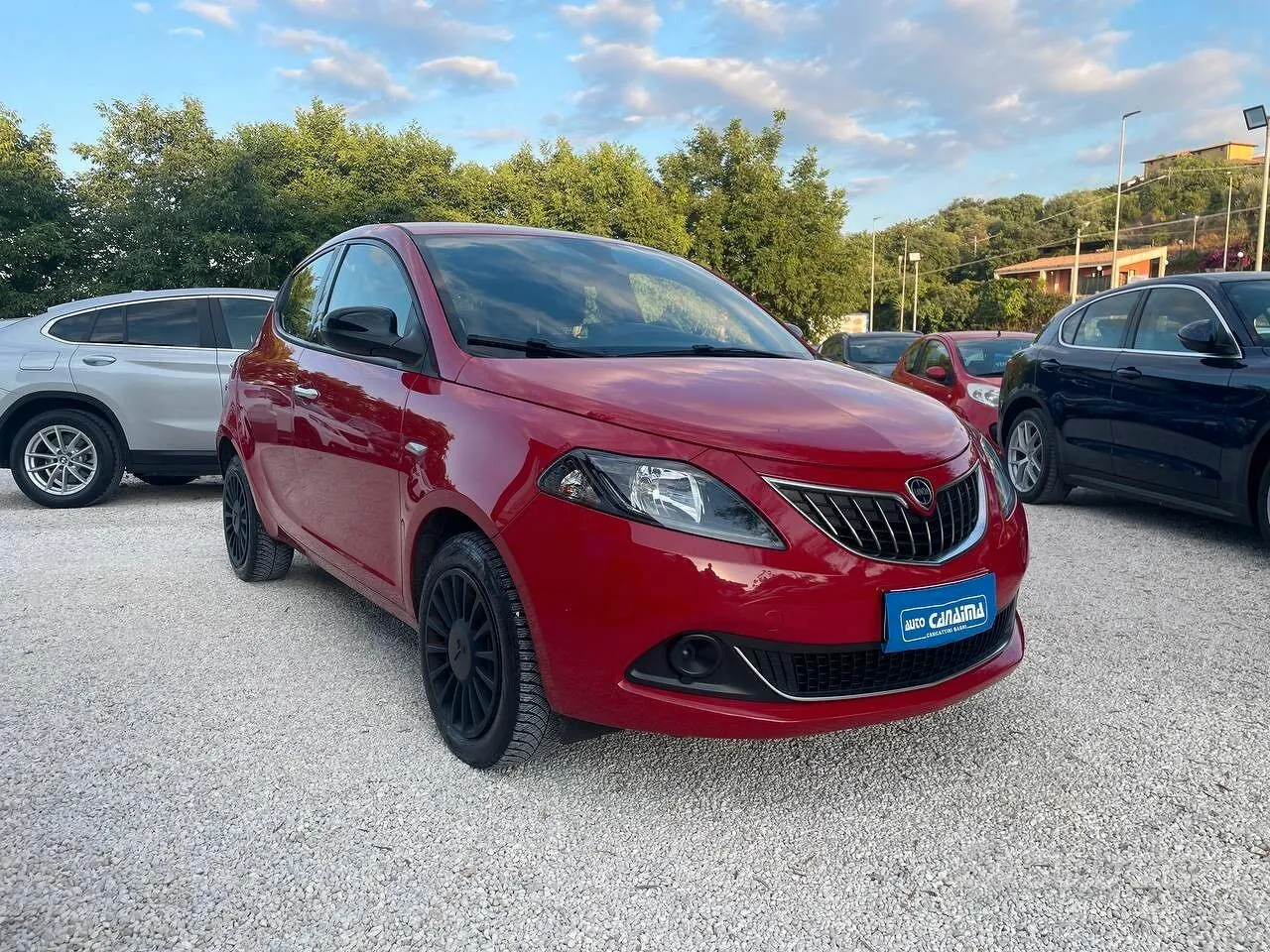 Lancia Ypsilon