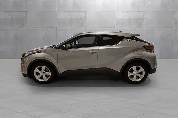 Toyota C-Hr 2019 photo 2