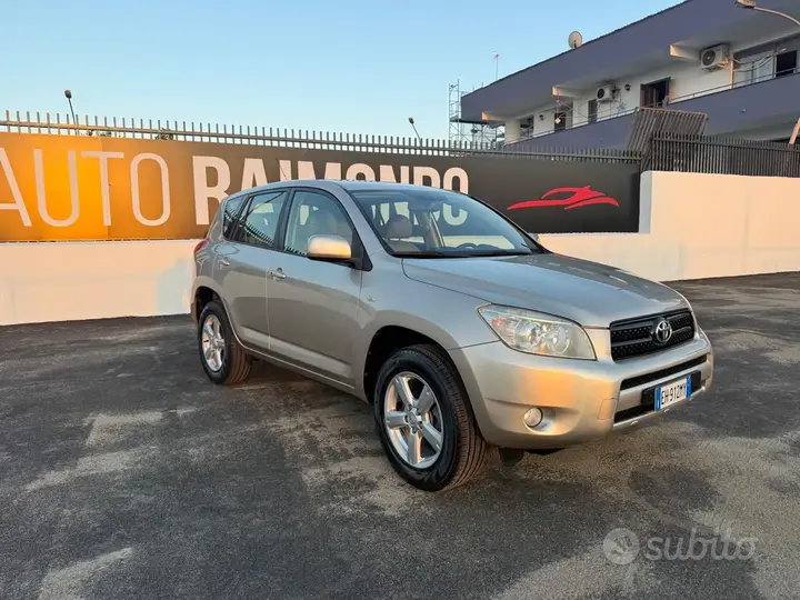 Toyota Rav4 2011 photo 3