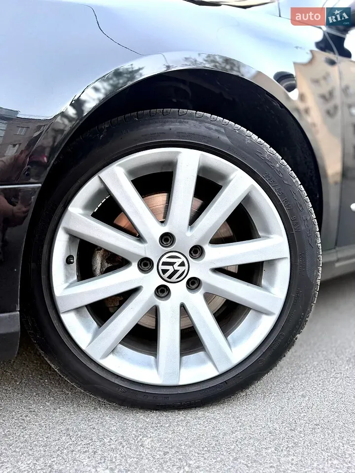 Volkswagen Passat 2010 photo 5