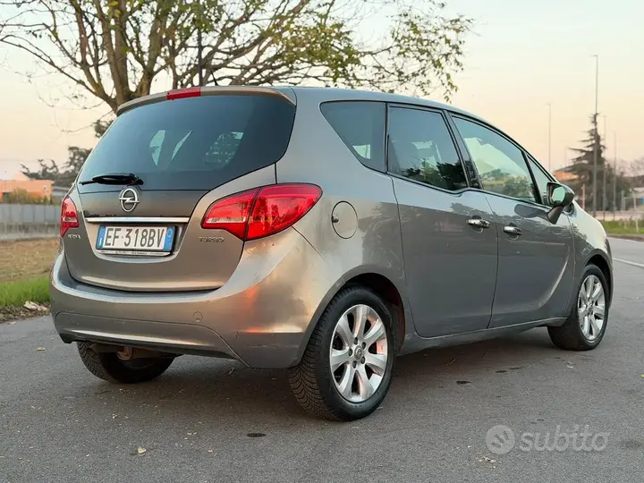 Opel Meriva 2011 photo 3
