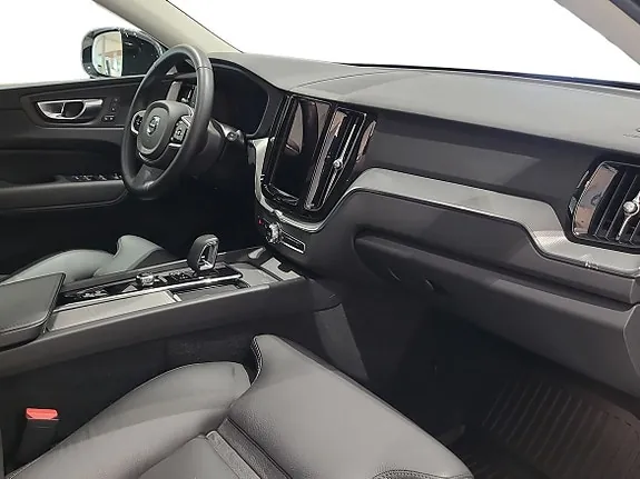 Volvo Xc60 2025 photo 4