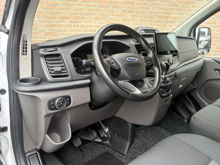 Ford Transit Custom 2022 photo 2