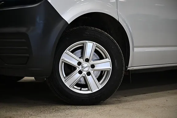 Volkswagen Transporter 2020 photo 5