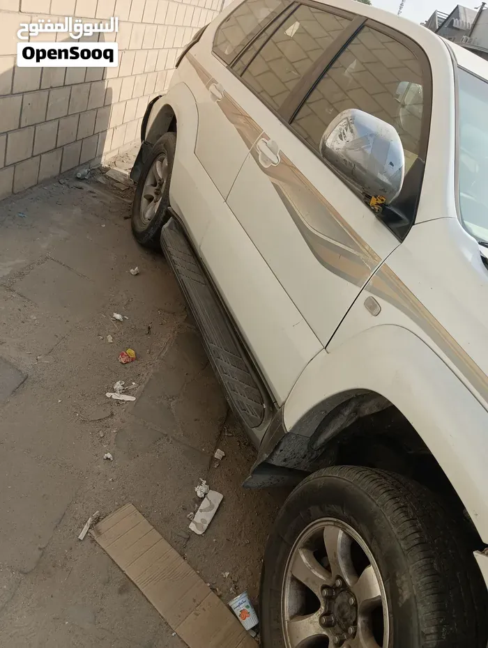 Toyota Prado 2004 photo 4