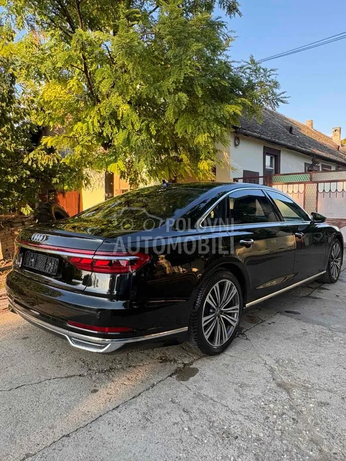 Audi A8 2018 photo 4
