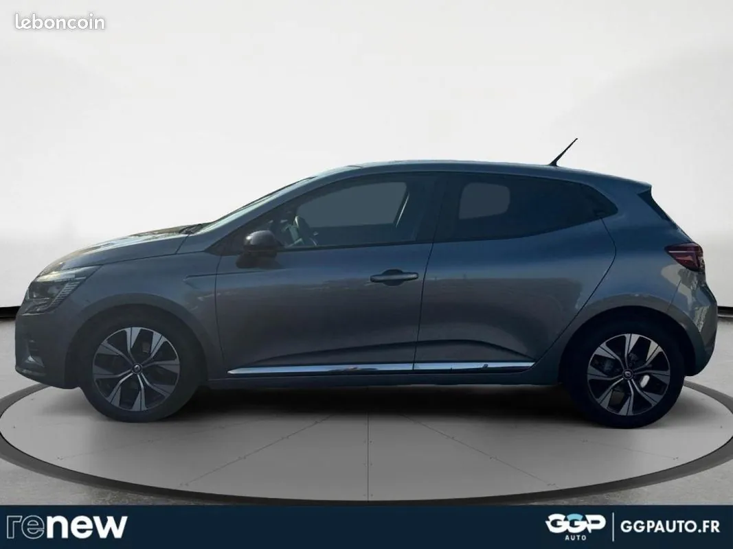 Renault Clio 2023 photo 2