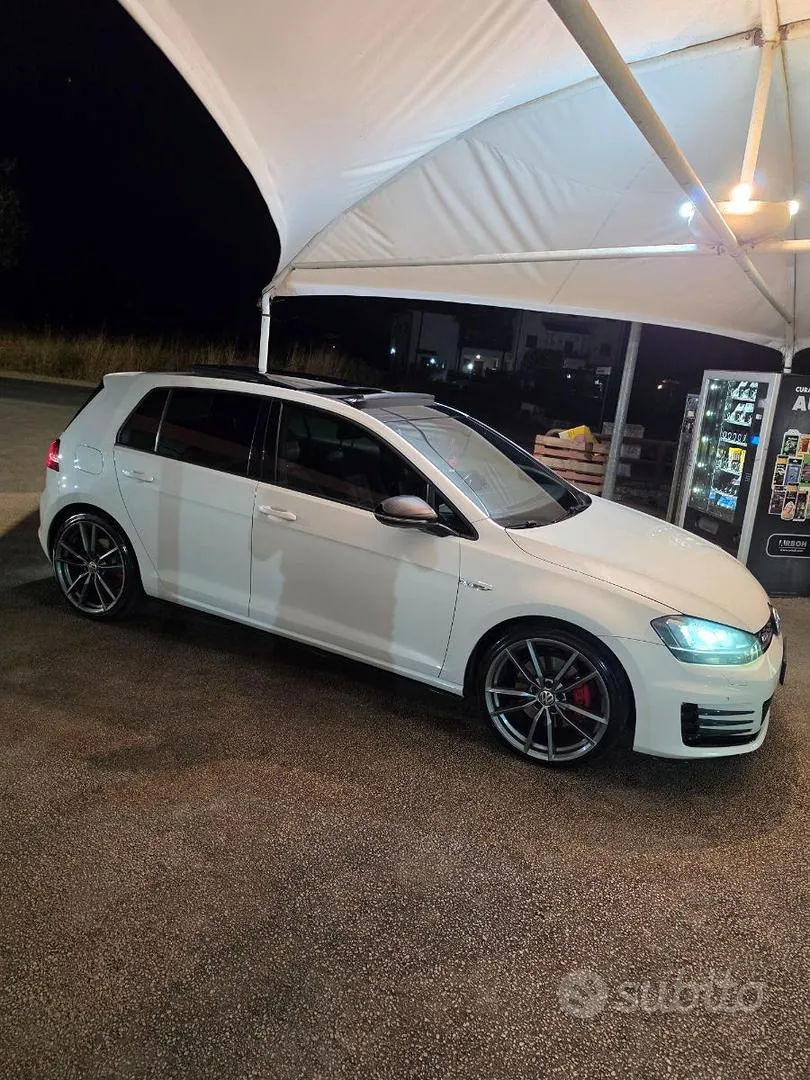 Volkswagen Golf 2017 photo 2