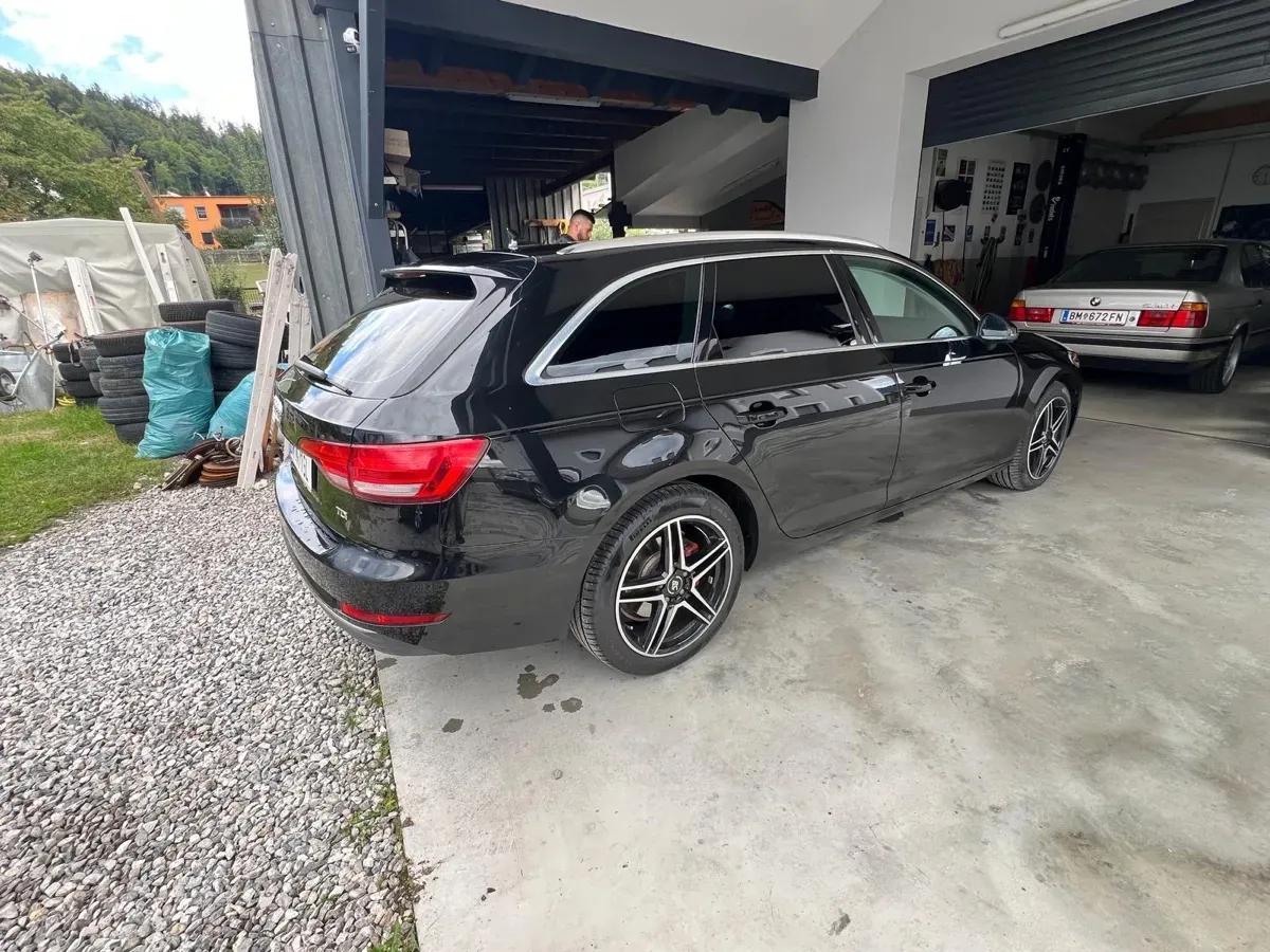 Audi A4 2017 photo 3