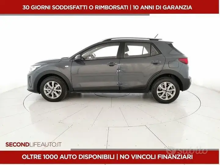 Kia Stonic 2023 photo 2